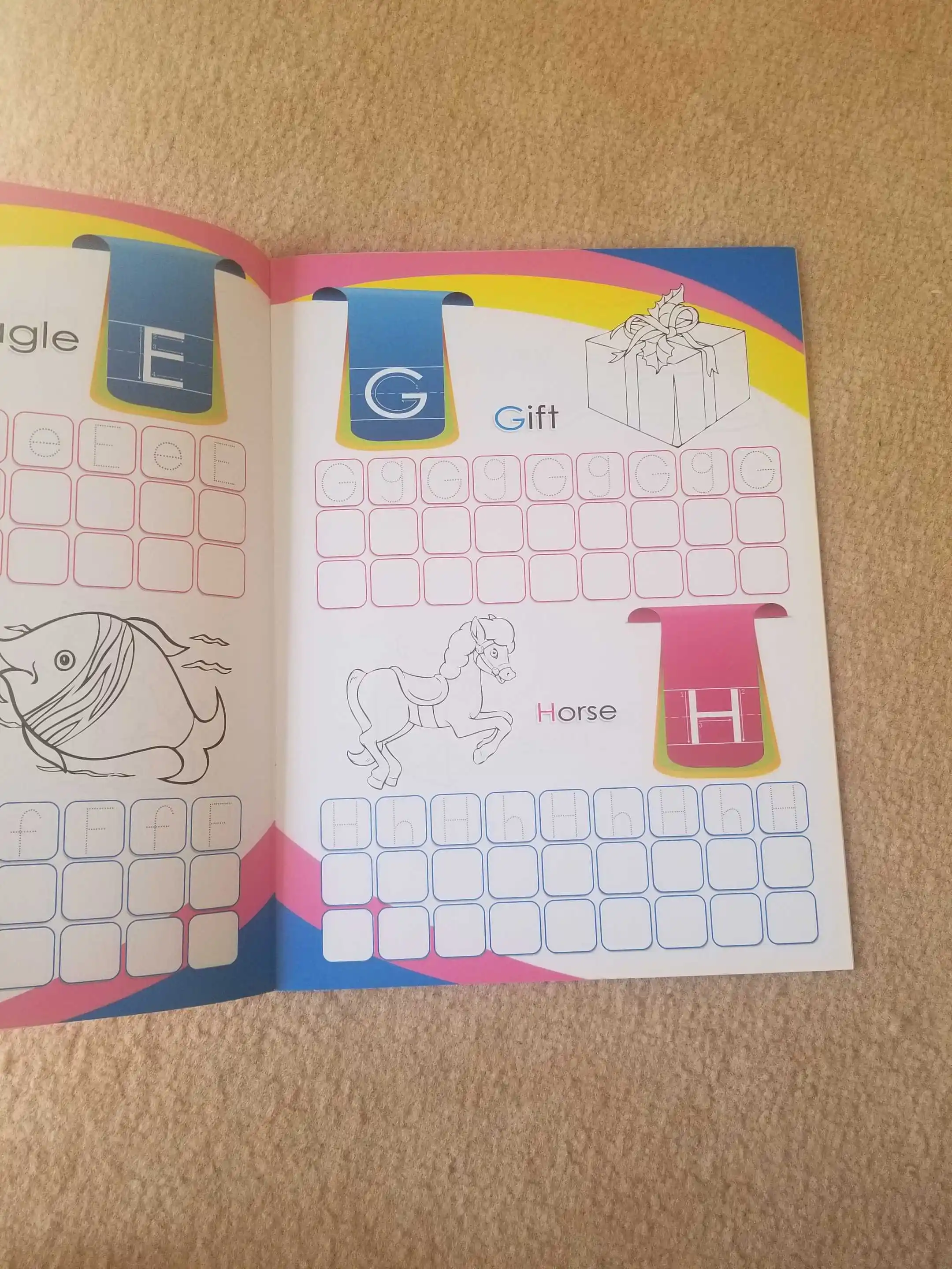 احدى صور الاعلان