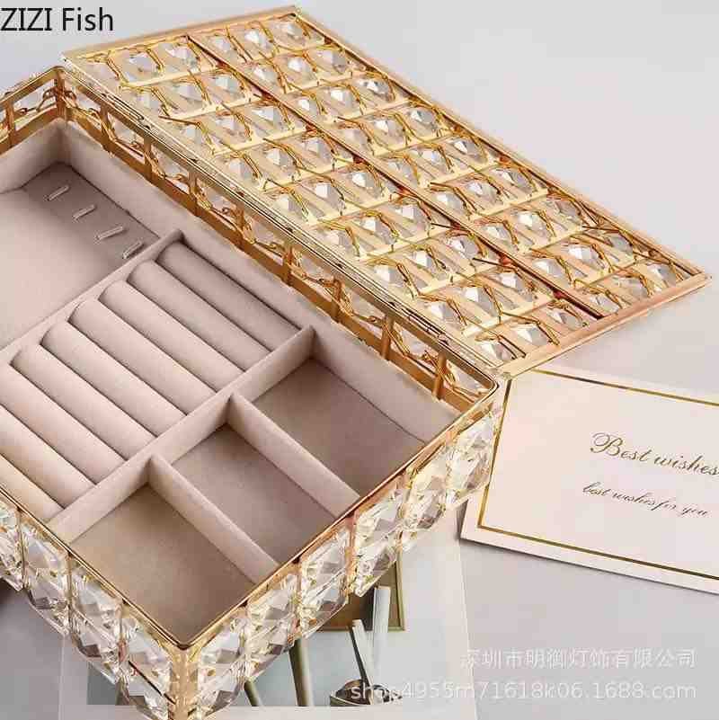 احدى صور الاعلان