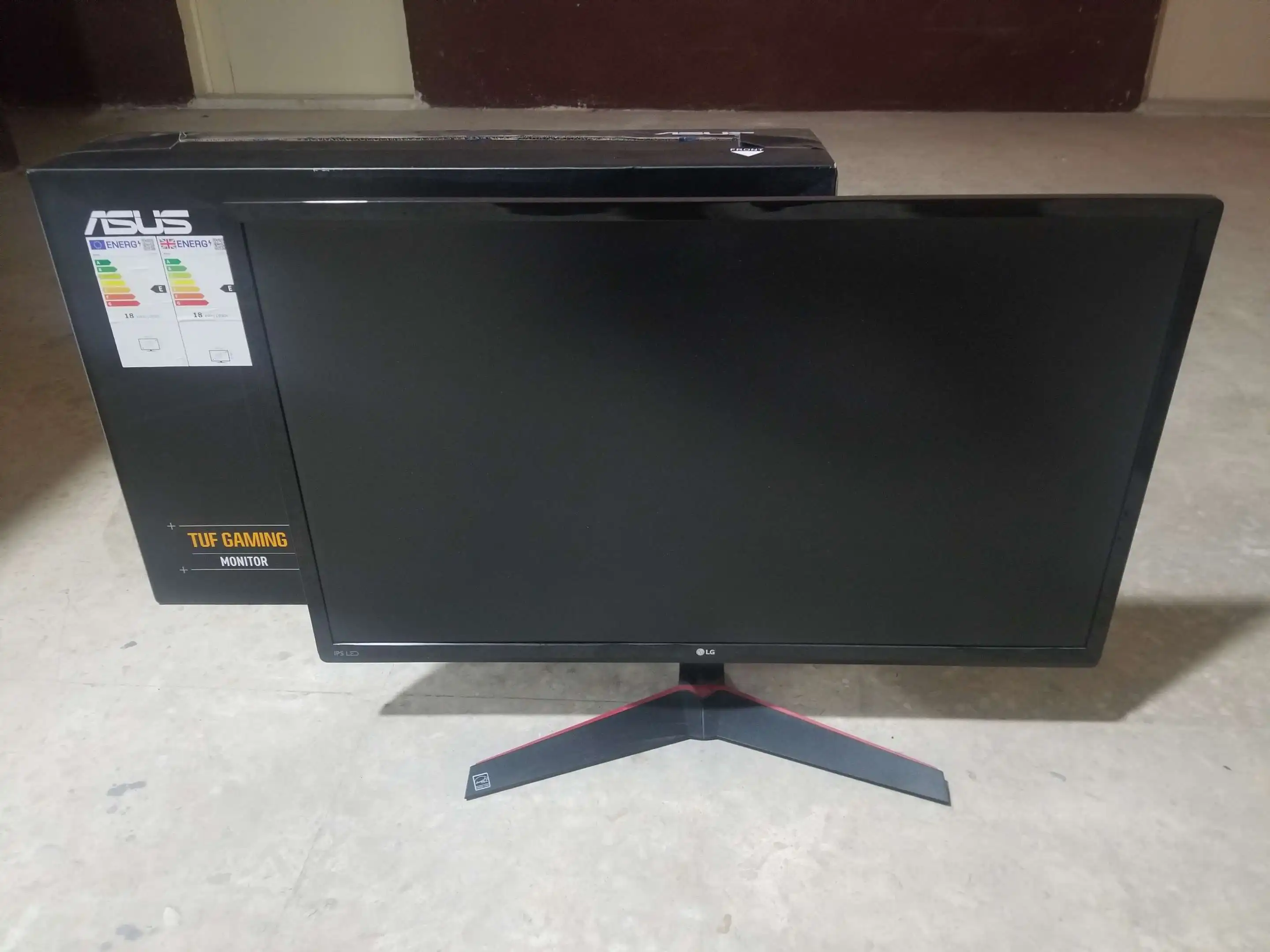 احدى صور الاعلان