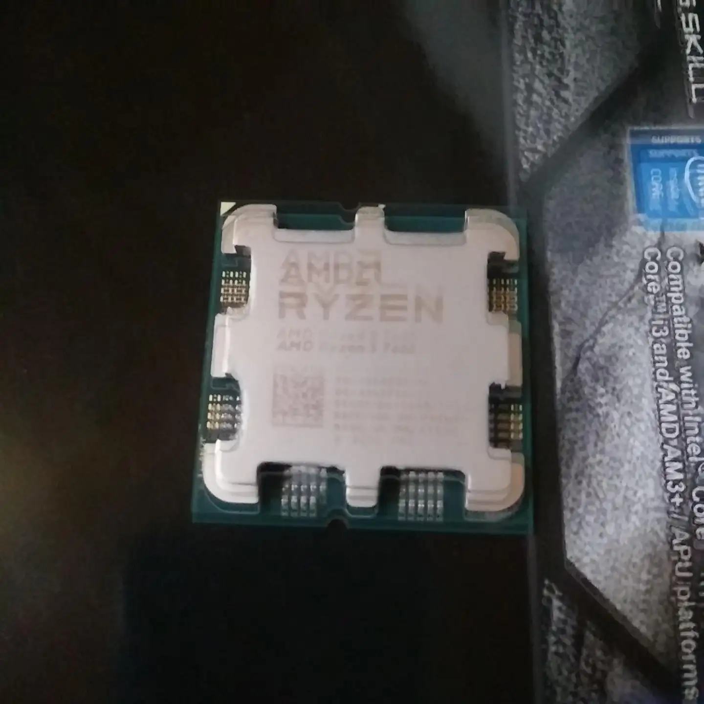 احدى صور الاعلان