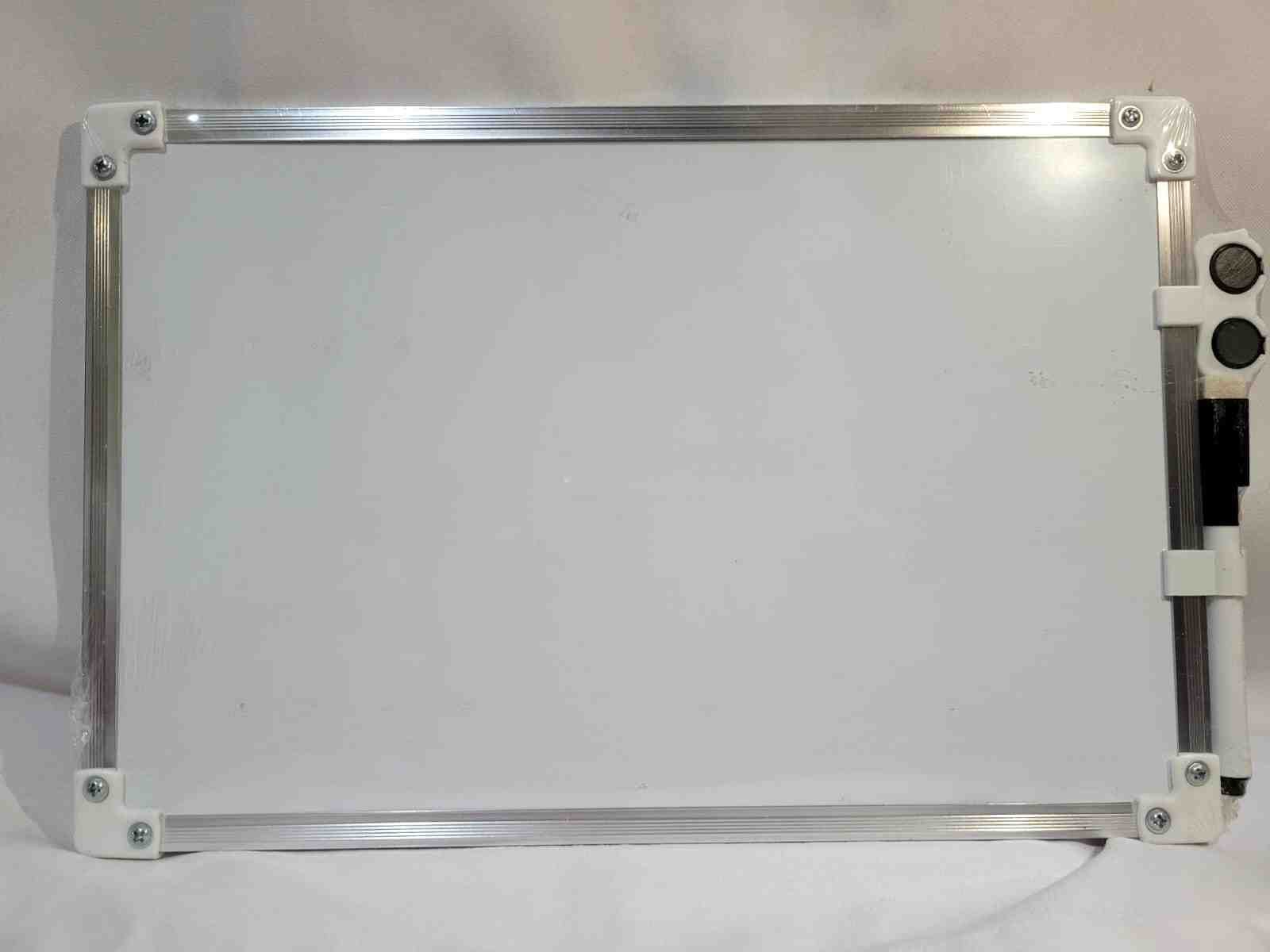 احدى صور الاعلان